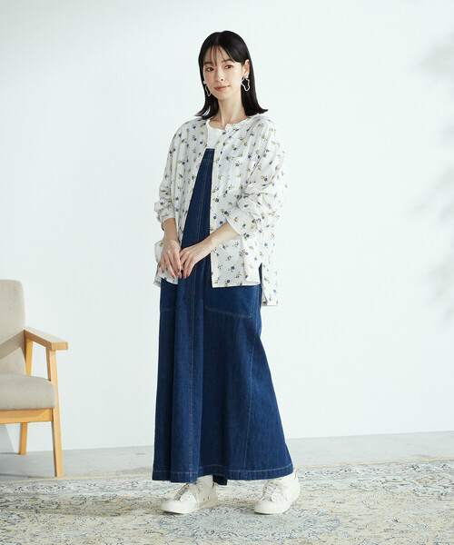 COMME CA ISM(コムサイズム)の「フラワープリント ブラウス(シャツ/ブラウス・レディース・ホワイト/ネイビー・MEDIUM/LARGE)」の10枚目の写真