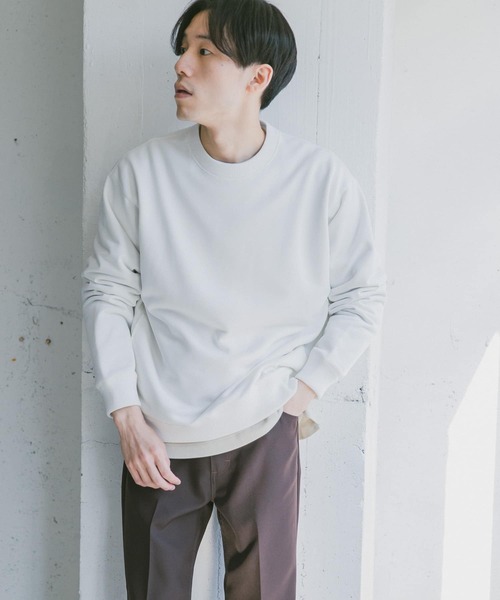 URBAN RESEARCH DOORS（アーバンリサーチドアーズ）の「シャイン裏毛クルーネックプルオーバー（Tシャツ/カットソー・メンズ・ベージュ/オフホワイト/ブルー/チャコールグレー・42/38/40）」の8枚目の写真