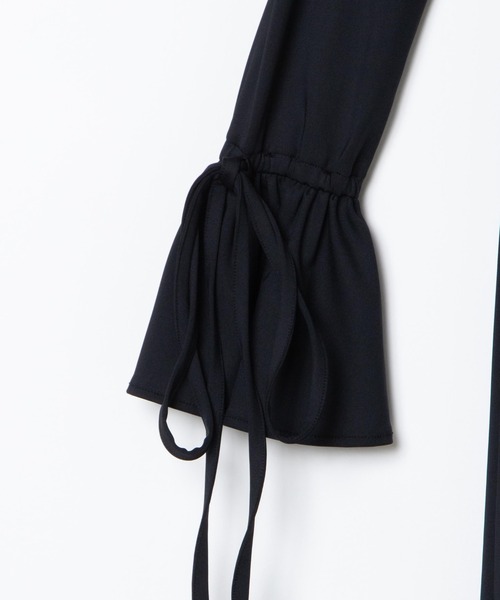 Romansual（ロマンシュアル）の「Romansual/バックオープンフレアワンピース（ワンピース・レディース・ブラック/ベージュ・FREE）」の13枚目の写真