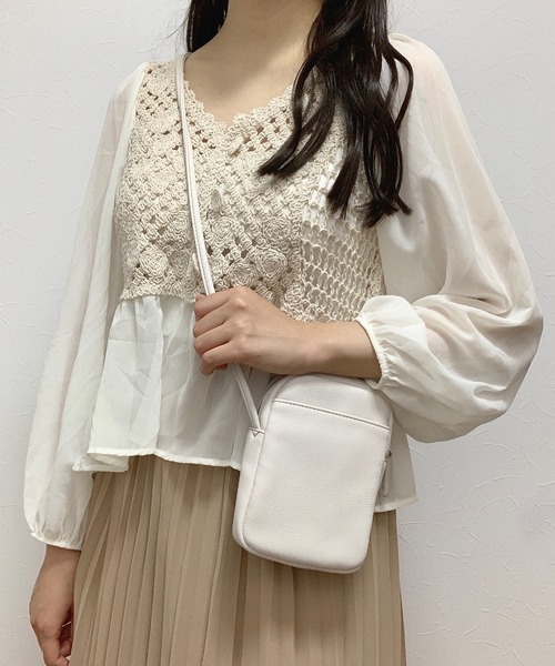 Cham.(チャム)の「切り替えシアーブラウス(シャツ/ブラウス・レディース・ベージュ/オフホワイト・F)」の14枚目の写真