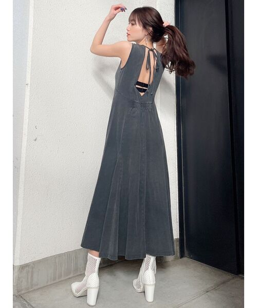 GYDA（ジェイダ）の「BACK OPENピグメントロングワンピース（ワンピース・レディース・チャコールグレー/アイボリー・FREE）」の9枚目の写真