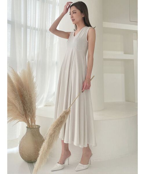 GYDA（ジェイダ）の「BACK OPENピグメントロングワンピース（ワンピース・レディース・チャコールグレー/アイボリー・FREE）」の5枚目の写真