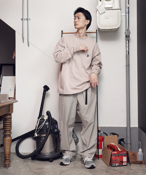 U.S. POLO ASSN.(ユーエスポロアッスン)の「U.S. POLO ASSN. / ユーエスポロアッスン 別注 コラボ オーバーサイズ ロンT(Tシャツ/カットソー・メンズ・ダークグリーン/ライトベージュ/ネイビー/ホワイト/ブラック/ブルー系その他2/ベージュ系その他2/ホワイト系その他2/ブラック系その他2/ベージュ系その他/ブルー系その他/ブラック系その他/ホワイト系その他/グリーン系その他/グリーン系その他2・LARGE/MEDIUM)」の22枚目の写真