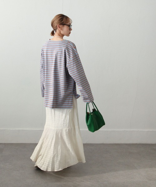 Chillfar（チルファー）の「ラベルボーダーロンT（Tシャツ/カットソー・レディース・ホワイト×レッド/ホワイト×グリーン/ホワイト×ブルー/ホワイト×ブラック/ブラック×ホワイト/ホワイト系/ブルー系/ブルー系1/ブラック系・FREE）」の11枚目の写真