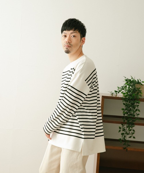 ITEMS URBANRESEARCH(アイテムズ アーバンリサーチ)の「オーバーサイズボーダー バスクカットソー(Tシャツ/カットソー・メンズ・ネイビー/オフホワイト/ブラック・LARGE/MEDIUM)」の8枚目の写真