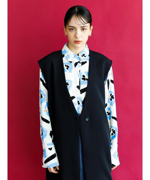 koe（コエ）の「ツイルロングジレ＊（ベスト・レディース・ブラック/モカ/ライトカーキ・M）」の4枚目の写真