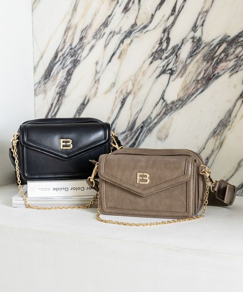 BAYFLOW(ベイフロー)の「BFブローチセットショルダー(ショルダーバッグ・レディース・ブラック/ベージュ・FREE)」の3枚目の写真