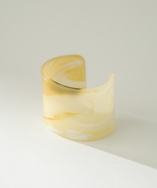 mystic（ミスティック）の「[eau un bijou] marble bangle（バングル/リストバンド・レディース・ブラウン/ベージュ・ONE SIZE）」の10枚目の写真