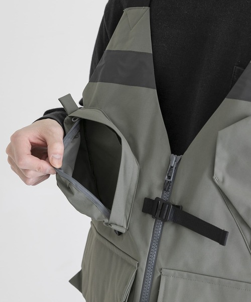 HELLY HANSEN（ヘリーハンセン）の「HELLY HANSEN Utility Vest（ベスト）」 WEAR