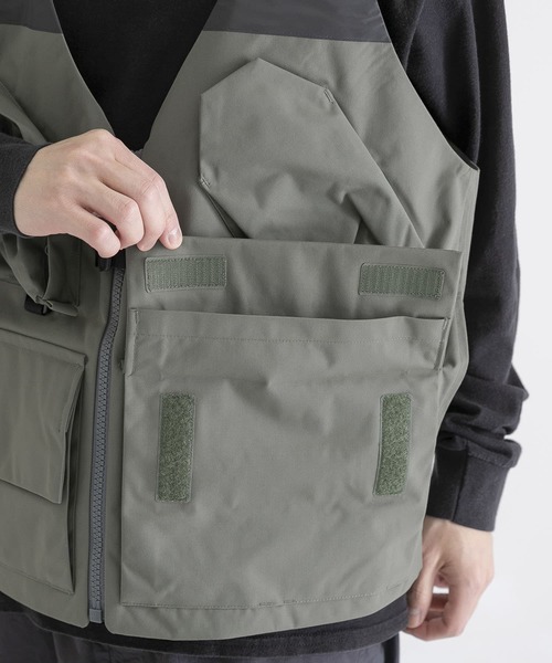 HELLY HANSEN（ヘリーハンセン）の「HELLY HANSEN　Utility Vest（ベスト・メンズ・ブラック/グリーン系その他・LARGE）」の16枚目の写真