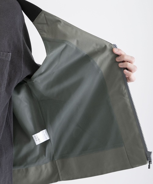 HELLY HANSEN（ヘリーハンセン）の「HELLY HANSEN　Utility Vest（ベスト・メンズ・ブラック/グリーン系その他・LARGE）」の22枚目の写真