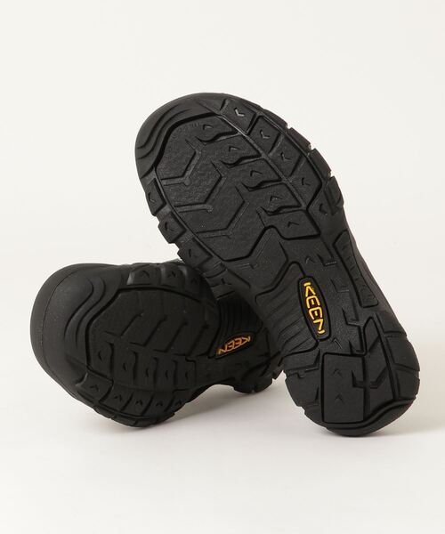 KEEN(キーン)の「NEWPORT RETRO / ニューポート レトロ ★Collaboration with ≪New Acoustic Camp≫ / メンズ サンダル(サンダル・メンズ・グリーン系その他・26.5cm/25.5cm/27.5cm/26cm/27cm/28.5cm/25cm/28cm/29cm)」の3枚目の写真