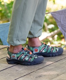 KEEN | NEWPORT RETRO / ニューポート レトロ ★Collaboration with ≪New Acoustic Camp≫ / メンズ サンダル(サンダル)