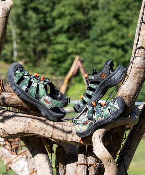 KEEN(キーン)の「NEWPORT RETRO / ニューポート レトロ ★Collaboration with ≪New Acoustic Camp≫ / メンズ サンダル(サンダル・メンズ・グリーン系その他・26.5cm/25.5cm/27.5cm/26cm/27cm/28.5cm/25cm/28cm/29cm)」の12枚目の写真