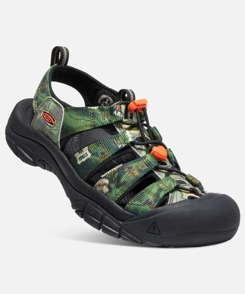 KEEN(キーン)の「NEWPORT RETRO / ニューポート レトロ ★Collaboration with ≪New Acoustic Camp≫ / メンズ サンダル(サンダル・メンズ・グリーン系その他・26.5cm/25.5cm/27.5cm/26cm/27cm/28.5cm/25cm/28cm/29cm)」の18枚目の写真