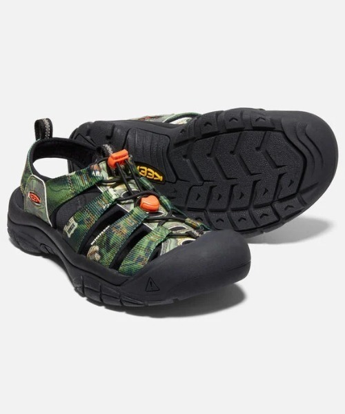 KEEN(キーン)の「NEWPORT RETRO / ニューポート レトロ ★Collaboration with ≪New Acoustic Camp≫ / メンズ サンダル(サンダル・メンズ・グリーン系その他・26.5cm/25.5cm/27.5cm/26cm/27cm/28.5cm/25cm/28cm/29cm)」の17枚目の写真