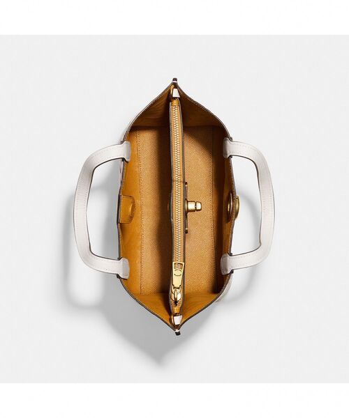 COACH（コーチ）の「ウィロウ トート 24 ウィズ チェリー