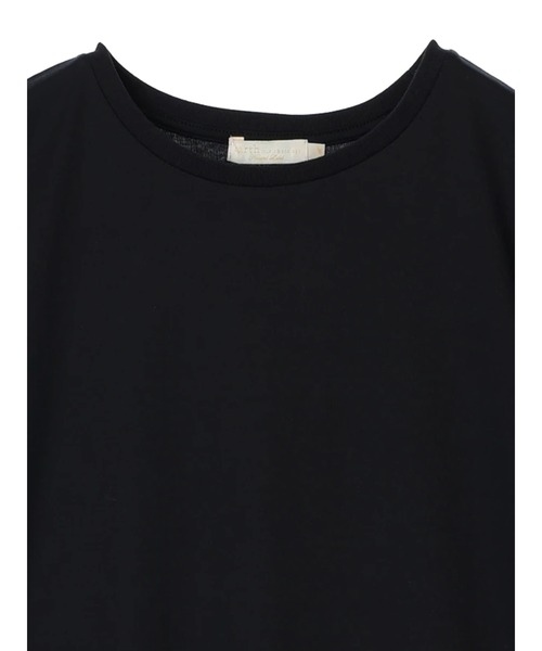 earth music&ecology（アースミュージックアンドエコロジー）の「クルーネックスムースTシャツ（Tシャツ/カットソー・レディース・ブラック/ダークグリーン/オフホワイト/ライトブラウン・S/M/L）」の7枚目の写真