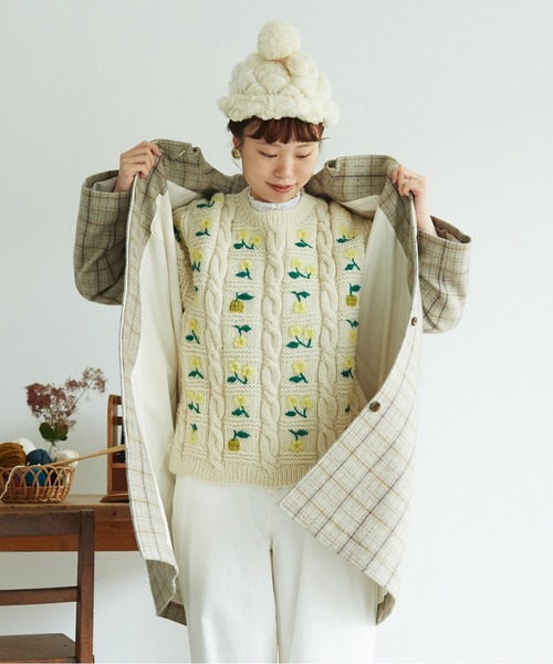 chambre de charme（シャンブルドゥシャーム）の「cdc リサイクルウール 先染め ゆるりコート（ステンカラーコート・レディース・クリーム/ネイビー・FREE）」の11枚目の写真