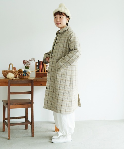 chambre de charme（シャンブルドゥシャーム）の「cdc リサイクルウール 先染め ゆるりコート（ステンカラーコート・レディース・クリーム/ネイビー・FREE）」の6枚目の写真