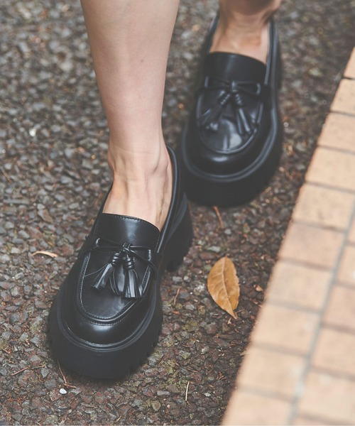 FREE'S MART（フリーズマート）の「◆タッセルローファー（ローファー・レディース・ブラック/ベージュ・SMALL/MEDIUM）」の9枚目の写真