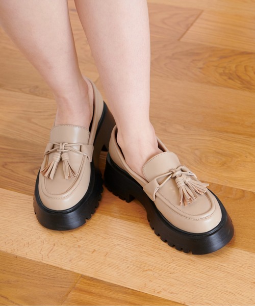 FREE'S MART（フリーズマート）の「◆タッセルローファー（ローファー・レディース・ブラック/ベージュ・SMALL/MEDIUM）」の8枚目の写真