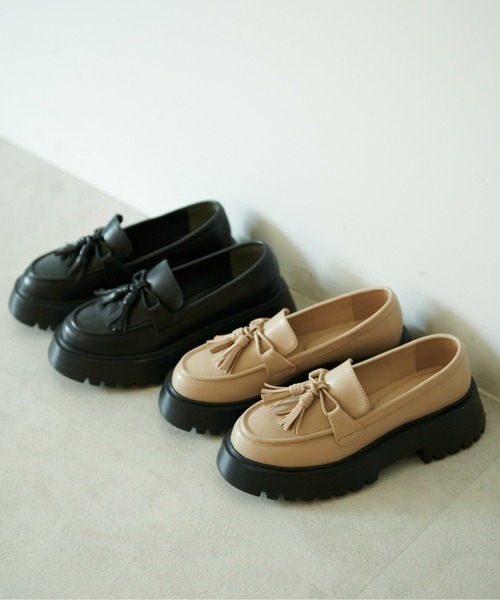 FREE'S MART（フリーズマート）の「◆タッセルローファー（ローファー・レディース・ブラック/ベージュ・SMALL/MEDIUM）」の5枚目の写真