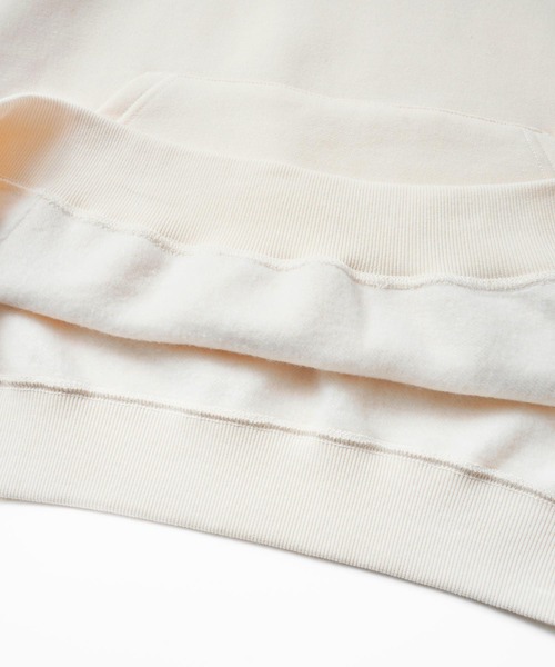 SILAS(サイラス)の「BASIC SILAS AND MARIA SWEAT HOODIE ベーシックサイラスアンドマリアスウェットフーディー(パーカー・メンズ・チャコールグレー/ライトブルー/ブラック/パープル/オフホワイト/オリーブ・MEDIUM/LARGE/X-LARGE)」の13枚目の写真