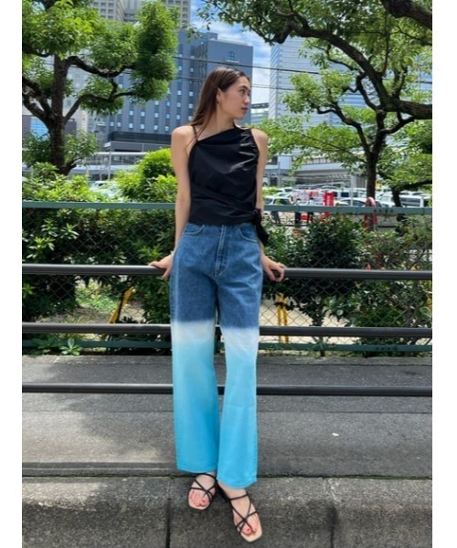 moussy DIP DYE HW LOOSE STRAIGHT デニム　パンツ MOUSSY（マウジー）の「DIP DYE HW LOOSE STRAIGHT（デニム