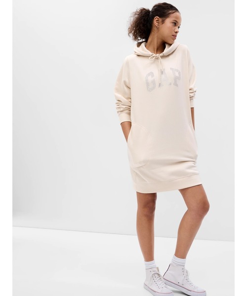 GAP(ギャップ)の「ヴィンテージ ソフトGAPアーチロゴ入りパーカーワンピース(ワンピース)」|オフホワイト