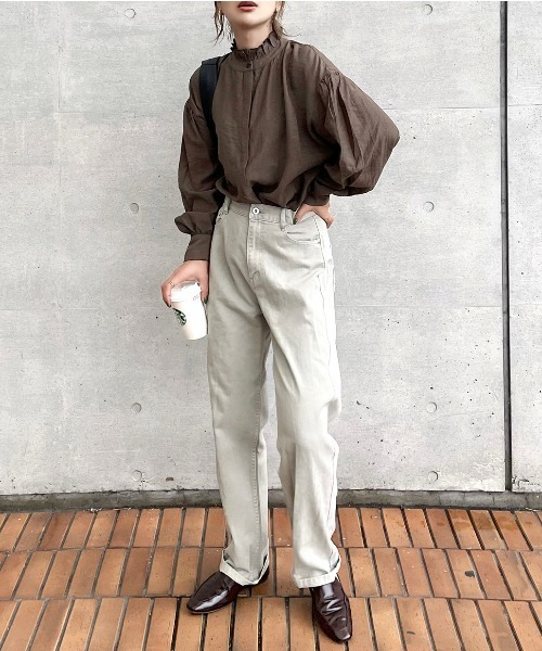 INTER FACTORY(インターファクトリー)の「kally - フリルカラーボリュームブラウス made in INTER FACTORY(シャツ/ブラウス・レディース・カーキ/ブラック/ブラウン/ベージュ・FREE)」の15枚目の写真