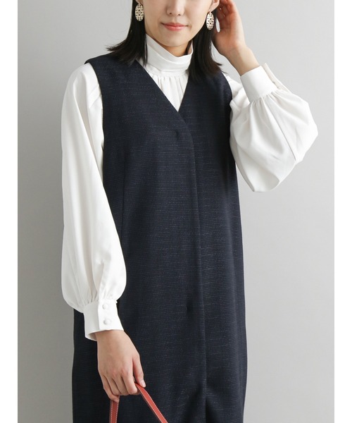 Te chichi CLASSIC(テチチクラシック)の「バックサテンジョーゼットボリュームブラウス(シャツ/ブラウス・レディース・ブラウン/オフホワイト/ブルー・フリ-)」の2枚目の写真
