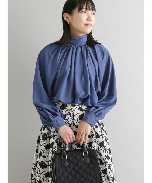 Te chichi CLASSIC(テチチクラシック)の「バックサテンジョーゼットボリュームブラウス(シャツ/ブラウス・レディース・ブラウン/オフホワイト/ブルー・フリ-)」の3枚目の写真