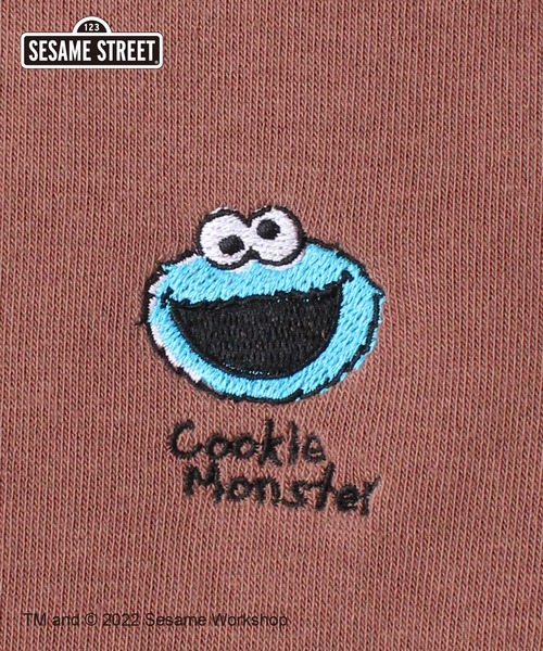 Hi! ONLINE STORE(ハイオンラインストア)の「【SESAME STREET】クッキーモンスター ワンポイント刺繍ジップパーカー(パーカー・レディース・ネイビー/ブラウン/ブルー/グリーン/ローズ/グレイッシュベージュ・LL/M/L)」の9枚目の写真