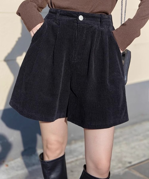 Vipoa（ヴィポア）の「コーデュロイルーズショートパンツ（その他パンツ・レディース・ブラウン/グリーン/アイボリー/ブラック・MEDIUM/LARGE）」の20枚目の写真