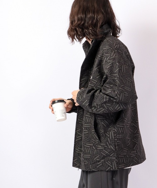 FUNALIVE(ファンアライブ)の「Sunsweet 総柄ナイロンコーチジャケット(ナイロンジャケット・メンズ・ブルー/ブラック/ホワイト・L/M)」の19枚目の写真