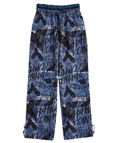 Never mind the XU / Chikashitsu+（ネバーマインド ザ エックスユー / チカシツプラス）の「【GRAPHISTE Man.G/グラフィストマンジー】総柄ジョガーパンツ［MGMPA22FW507BE］（カーゴパンツ・メンズ・ブルー/ベージュ・ONE SIZE）」の2枚目の写真