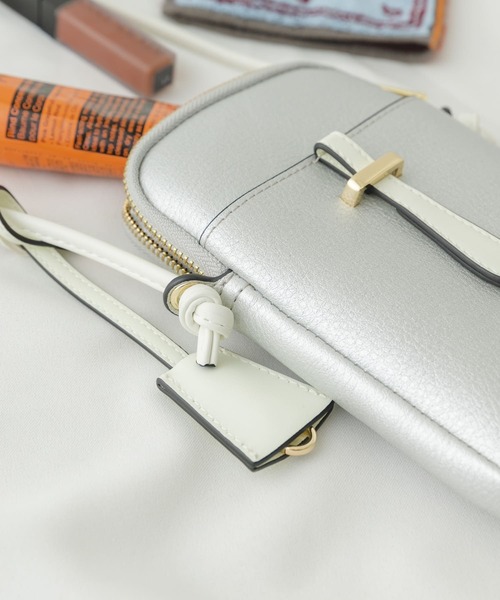 RODE SKO（ロデスコ）の「チャーム付マルチショルダーバッグ（ショルダーバッグ・レディース・ライトグレー/パープル系その他/アイボリー/シルバー/ブラック系その他/ベージュ系その他・ONE）」の14枚目の写真