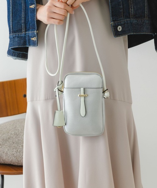 RODE SKO（ロデスコ）の「チャーム付マルチショルダーバッグ（ショルダーバッグ・レディース・ライトグレー/パープル系その他/アイボリー/シルバー/ブラック系その他/ベージュ系その他・ONE）」の17枚目の写真