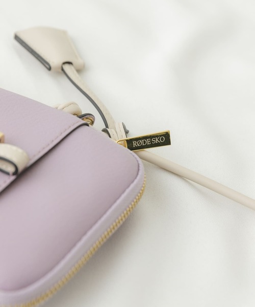 RODE SKO（ロデスコ）の「チャーム付マルチショルダーバッグ（ショルダーバッグ・レディース・ライトグレー/パープル系その他/アイボリー/シルバー/ブラック系その他/ベージュ系その他・ONE）」の19枚目の写真