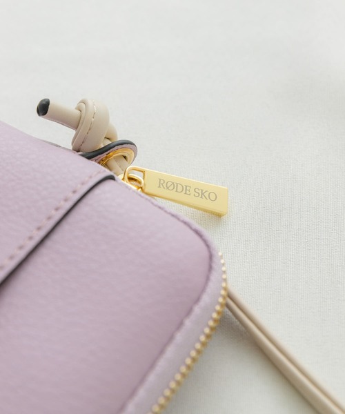 RODE SKO（ロデスコ）の「チャーム付マルチショルダーバッグ（ショルダーバッグ・レディース・ライトグレー/パープル系その他/アイボリー/シルバー/ブラック系その他/ベージュ系その他・ONE）」の20枚目の写真