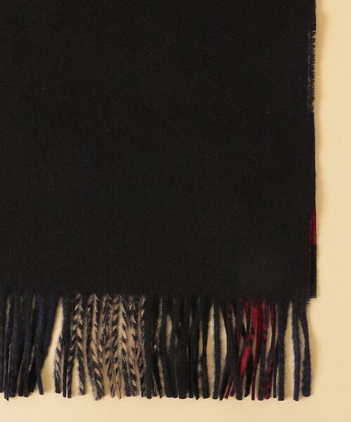 CB CRESTBRIDGE（シービークレストブリッジ）の「リバーシブルクレストブリッジチェックマフラー（マフラー・メンズ・ネイビー/ベージュ系その他/ライトグレー/ブラック・FREE）」の12枚目の写真