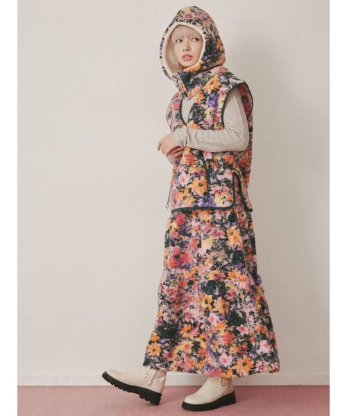 merry jenny（メリージェニー）の「fluffy floralボアフード（ニットキャップ/ビーニー・レディース・ブラック/ピンク・FREE）」の13枚目の写真