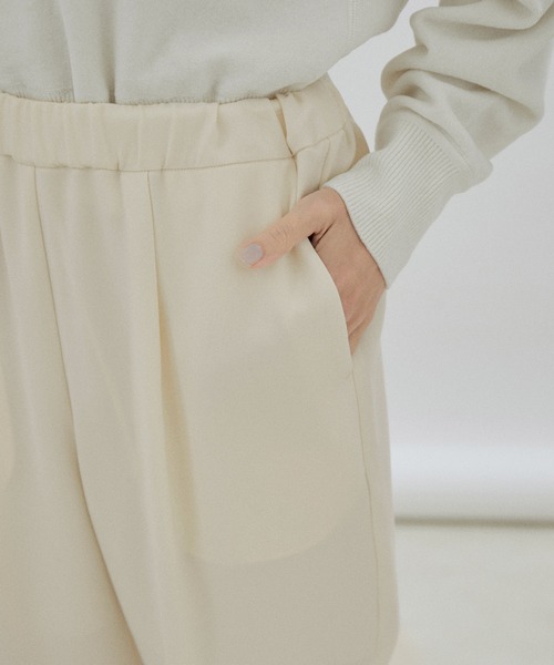 SALON adam et rope'（サロン アダム エ ロペ）の「【洗える】ダブルクロスジョガーパンツ（その他パンツ・レディース・ブラック/オフホワイト・FREE）」の18枚目の写真