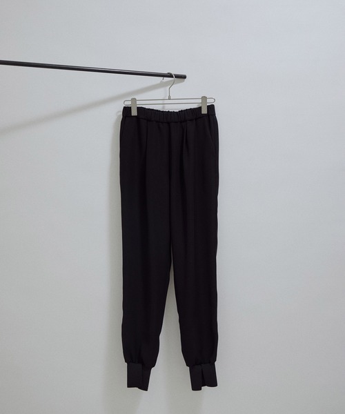 SALON adam et rope'（サロン アダム エ ロペ）の「【洗える】ダブルクロスジョガーパンツ（その他パンツ・レディース・ブラック/オフホワイト・FREE）」の5枚目の写真