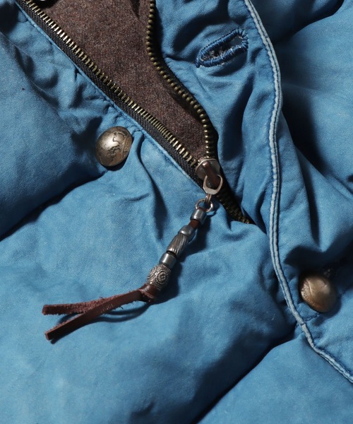 REMI RELIEF（レミレリーフ）の「REMI RELIEF/レミレリーフ レザーインディゴダウンベスト（ダウンベスト・メンズ・ブルー・S）」の18枚目の写真
