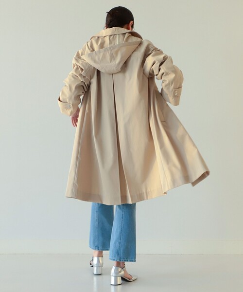 Ray BEAMS（レイビームス）の「Ray BEAMS / フード付き ステンカラー コート（ステンカラーコート・レディース・サックスブルー/ベージュ/ケリー・0/1）」の6枚目の写真