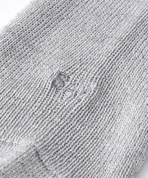 FRAMeWORK（フレームワーク）の「【Gloria Cords/グロリアコード】SAY HELLO 刺繍ソックス（ソックス/靴下・レディース・ホワイト/ゴールド/シルバー・FREE）」の4枚目の写真