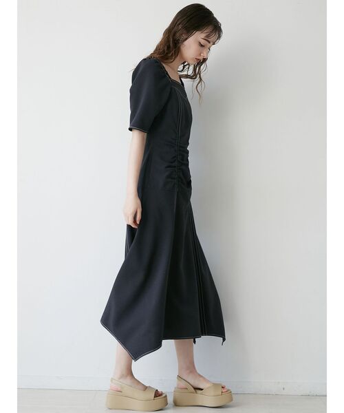 LAGUNAMOON(ラグナムーン)の「ステッチデザインギャザーワンピース(ワンピース・レディース・ブラック/ブラウン/アイボリー・SMALL/MEDIUM)」の20枚目の写真