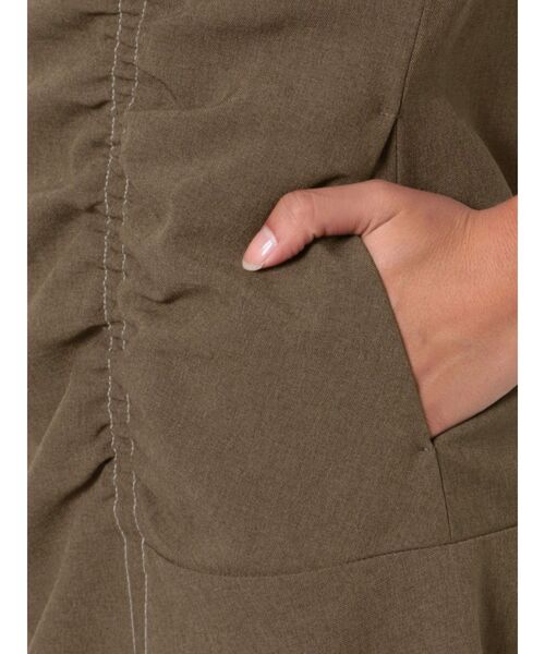 LAGUNAMOON(ラグナムーン)の「ステッチデザインギャザーワンピース(ワンピース・レディース・ブラック/ブラウン/アイボリー・SMALL/MEDIUM)」の7枚目の写真